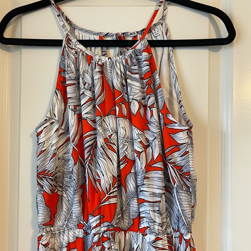 Q&A Klera maxi dress, red floral, size small. Partial lining, stretch waist.